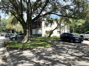 Building Photo - 11703 Raintree Village Blvd