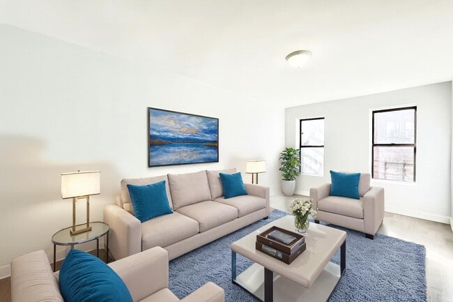 Building Photo - 24 Thayer St