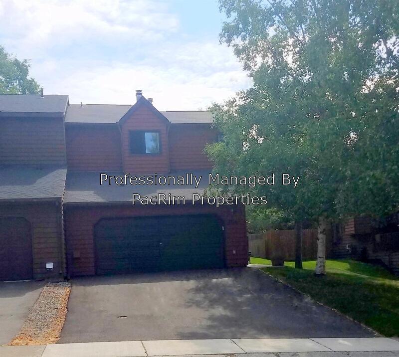 Primary Photo - 1720 Commodore Dr