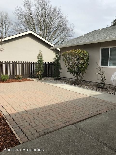 Building Photo - 40 Temelec Cir