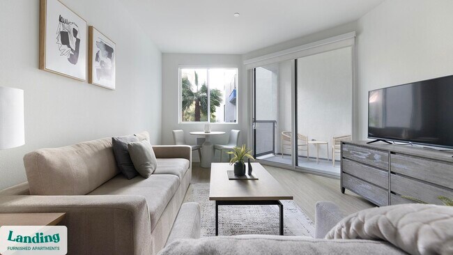 Foto del edificio - 9235 W Russell Rd