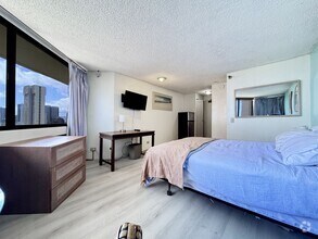 Building Photo - 1700 Ala Moana Blvd