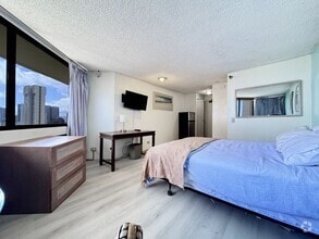 Building Photo - 1700 Ala Moana Blvd