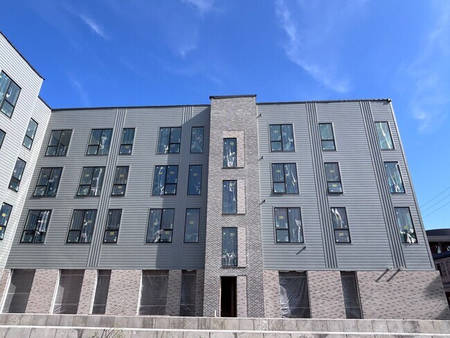 Building Photo - Emera