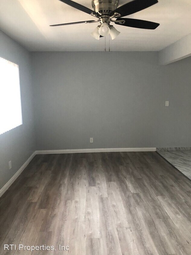 Foto del edificio - 2232-2234 Santa Fe Ave