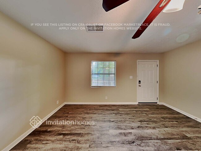 Foto del edificio - 812 Brighton Dr NW