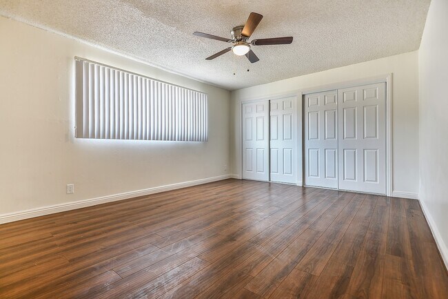 Foto del edificio - 8140 Langdon Ave Van Nuys, CA 91406