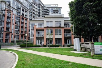Building Photo - 1005 King St W