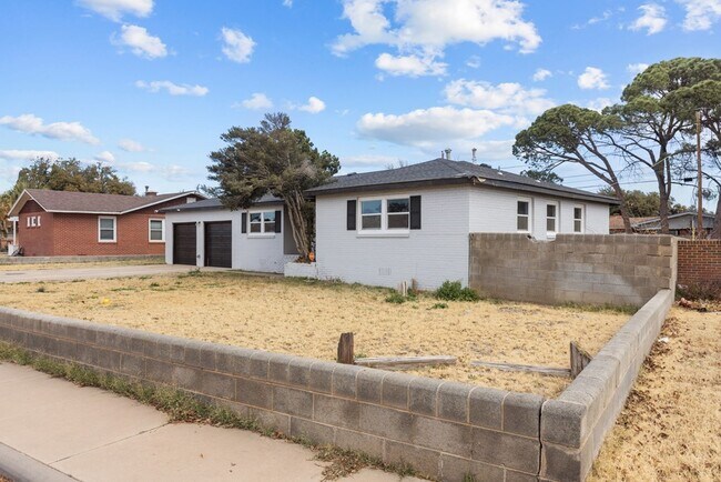 Foto del edificio - 1308 Laurel Ave