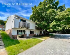 Building Photo - 461 E Maple St