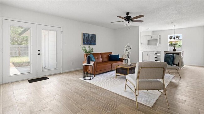 Building Photo - Ready for move in