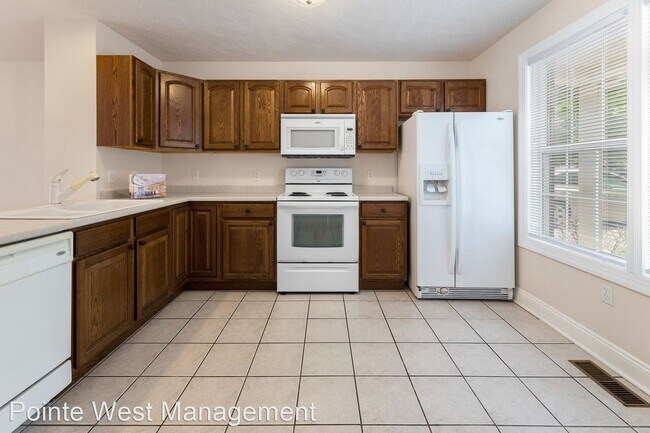 Foto del edificio - 2 br, 2.5 bath House - 535 Tall Oak Blvd