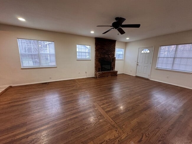 Building Photo - Cozy with lots of character, flexible floor plan could be 4-or 5-bedroom, oversized garage and la...