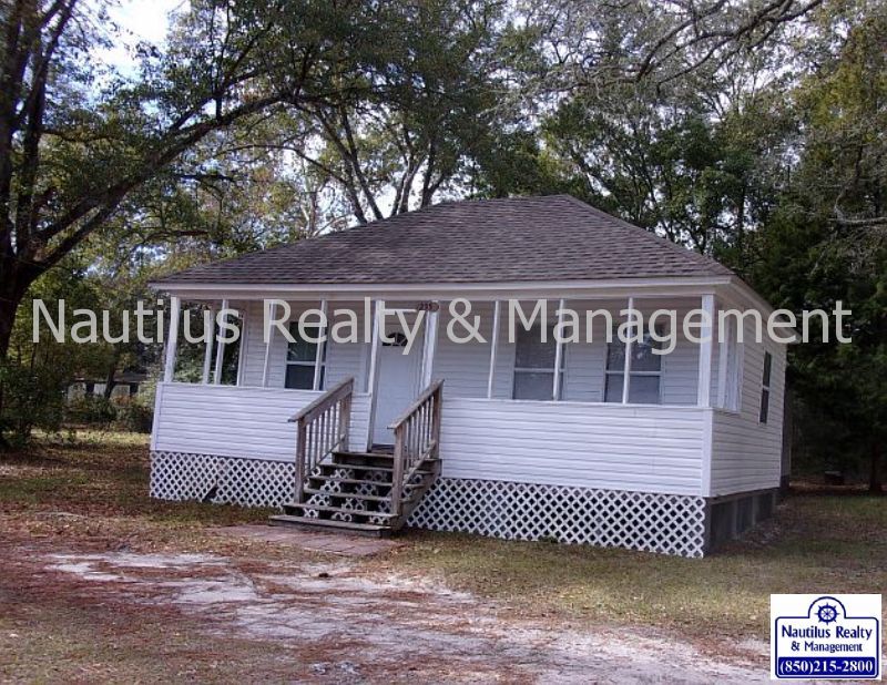 Primary Photo - 255 Nelle Ave