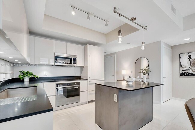 Foto del edificio - 1010 Brickell Ave