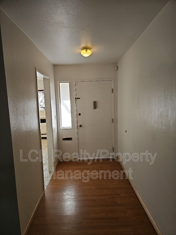 26900 Augusta Dr, Menifee, CA 92586 Condo for Rent in Menifee, CA