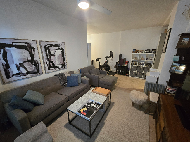 Foto del edificio - 3520 N Lake Shore Dr