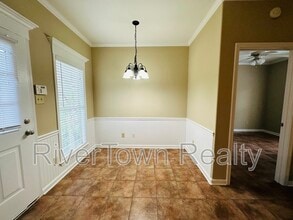 Building Photo - 641 Gookin Pl