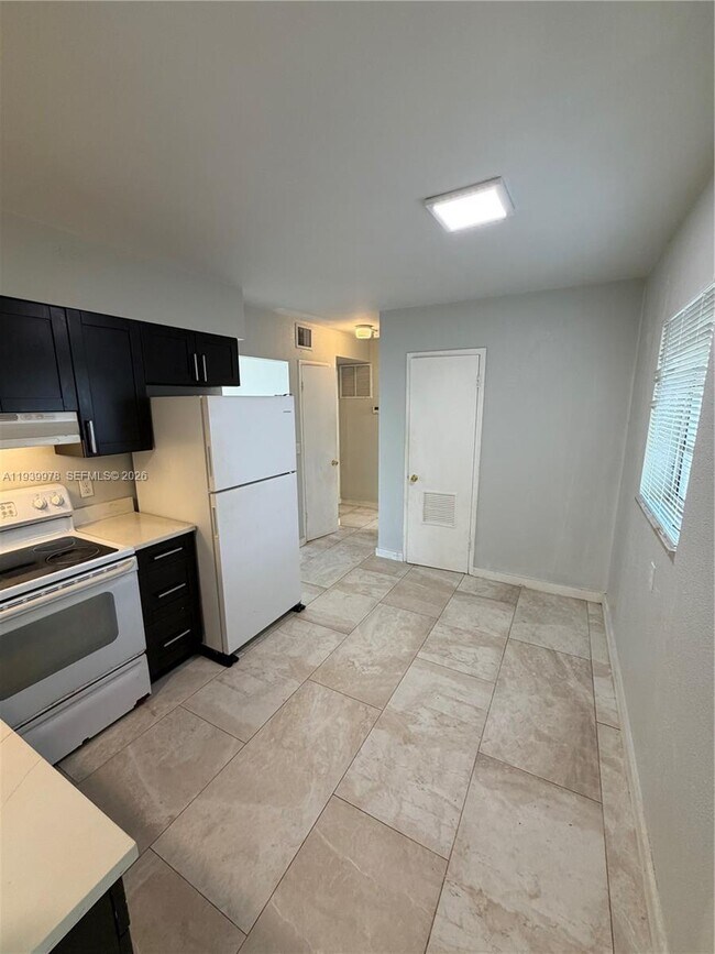 Foto del edificio - 1320 12th Ave S