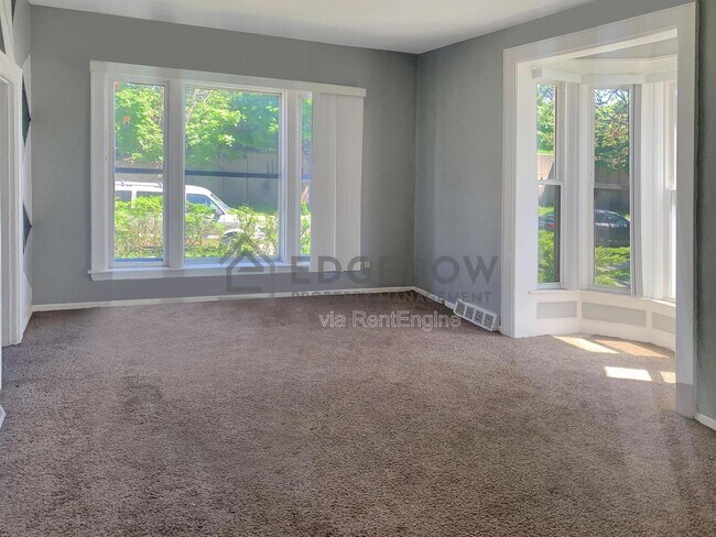 Foto del edificio - 731 Turner Ave NW