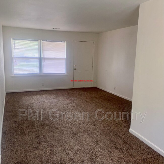 Foto del edificio - 3246 N Garrison Ave