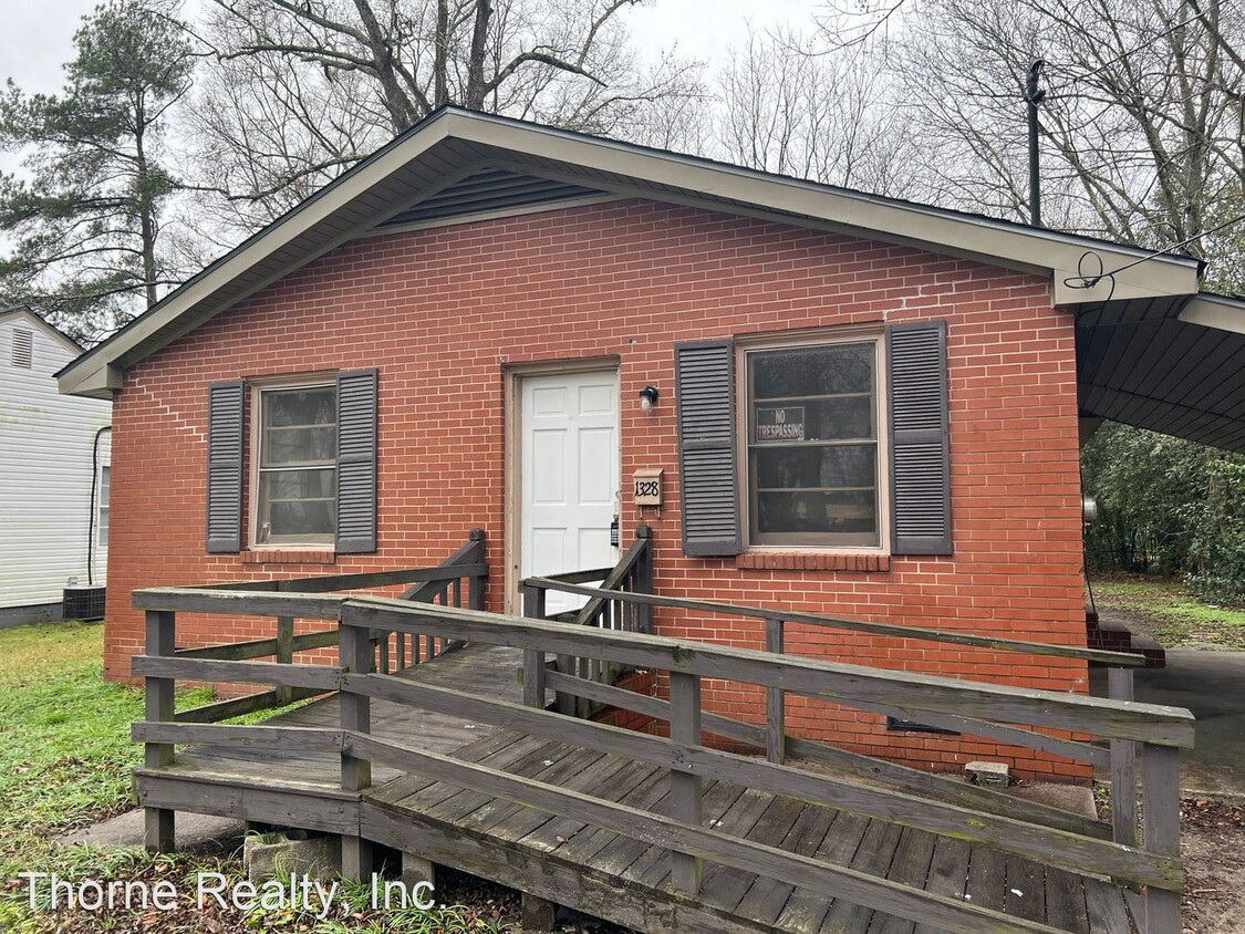 Foto principal - 3 br, 1 bath House - 1328 South Franklin S...