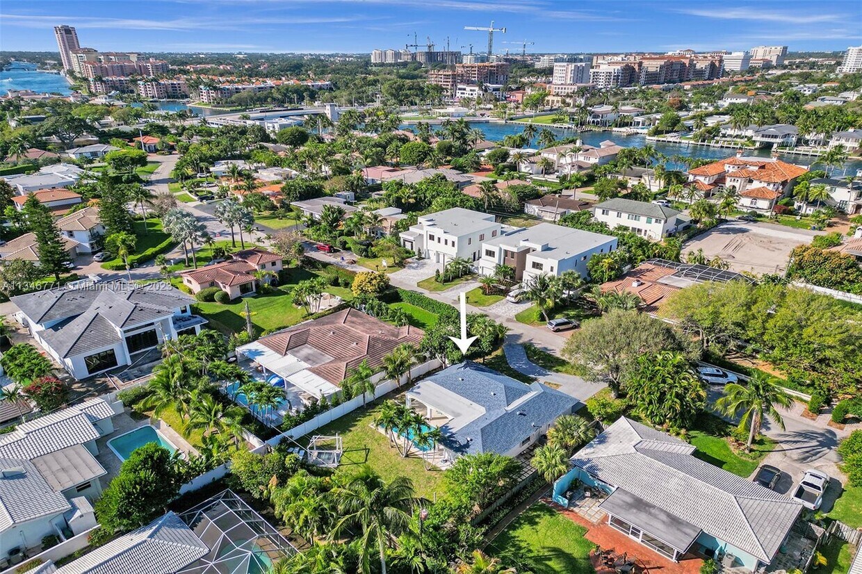 280 NE Spanish Ct, Boca Raton, FL 33432 House for Rent in Boca Raton