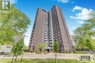 Building Photo - 1900-1900 Sheppard Ave E