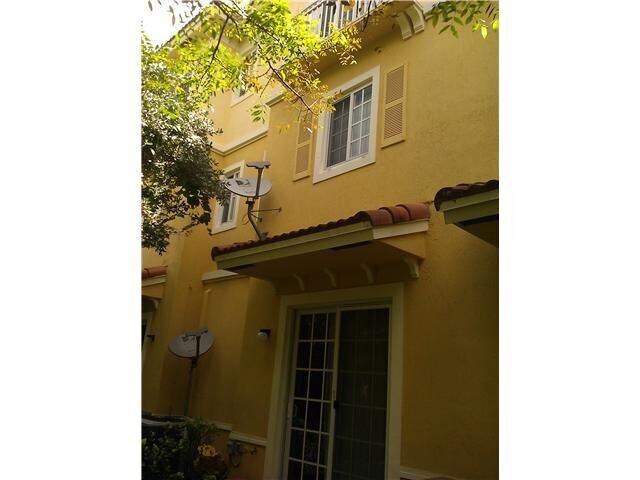 Foto del edificio - 2618 SW 81st Terrace