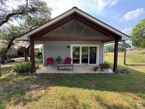 Building Photo - 316 Lazy Ln