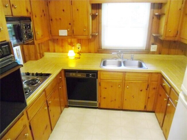 Foto del edificio - 2604 Princess Ln SE