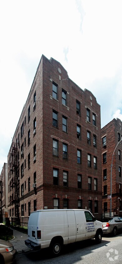 Primary Photo - 35-28 95th St