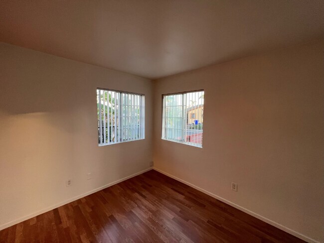 Building Photo - 3608 Collier Ave