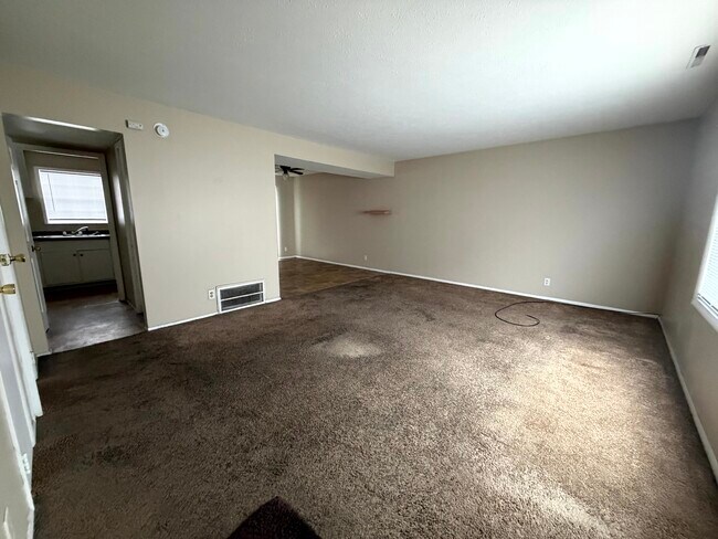 Foto del edificio - 2808 Hickory Rd