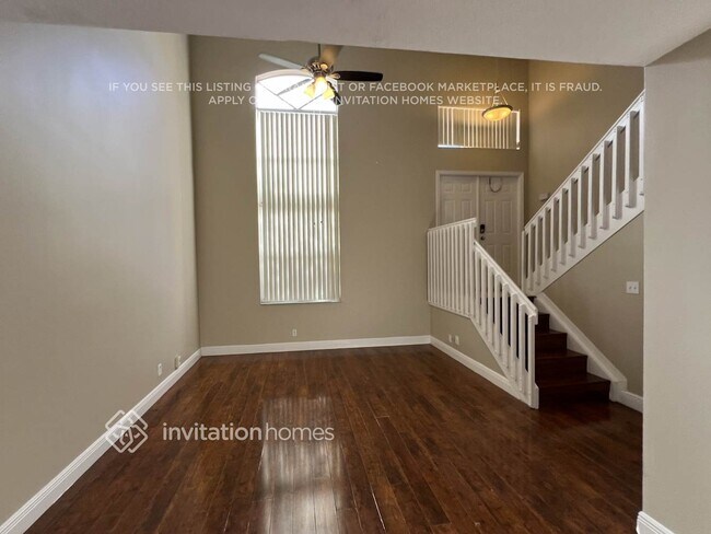 Foto del edificio - 3042 San Carlos Dr