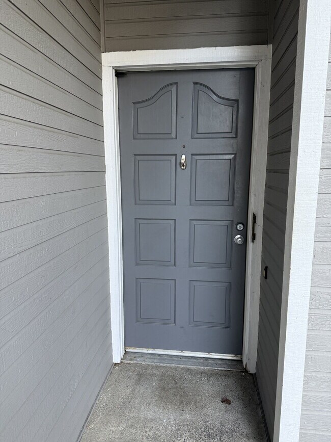 Foto del edificio - Charming 2-Bedroom, 2.5-Bath Home Just a Short Walk to Downtown Pleasanton