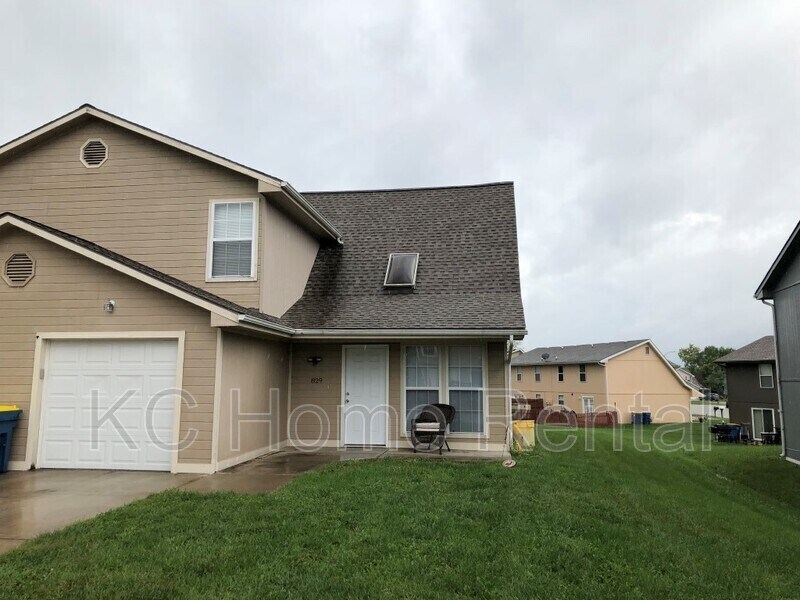 831 Spring Ct, Liberty, MO 64068 Townhome Rentals in Liberty MO