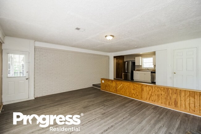 Foto del edificio - 6185 Marilla St