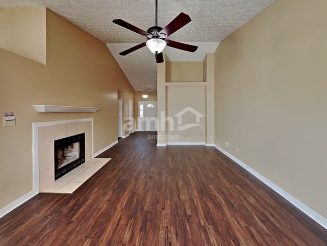 Foto del edificio - 769 Kingston Cir