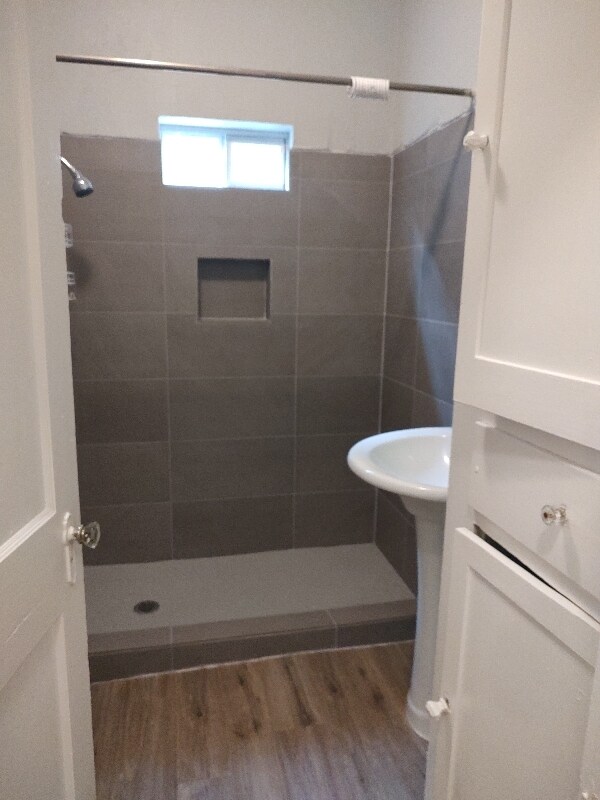 Foto del edificio - 2117 N Elmendorf St