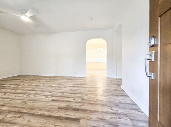 Foto del edificio - Beautiful 4/2 in Gainesville's Beldevere Area