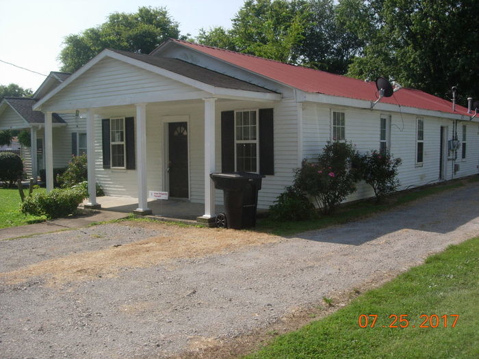 Foto principal - 2 Bedroom Duplex near Downtown