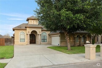 Building Photo - 616 N Dalobo Ave