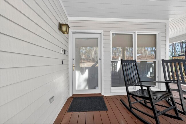 Building Photo - 1002 Cupp Ln