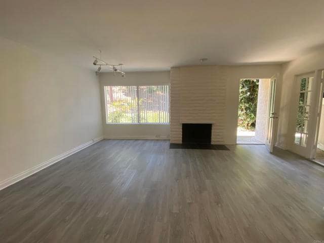 Building Photo - 7932 Camino Tranquilo