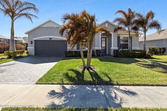 Building Photo - 1893 Killian Dr