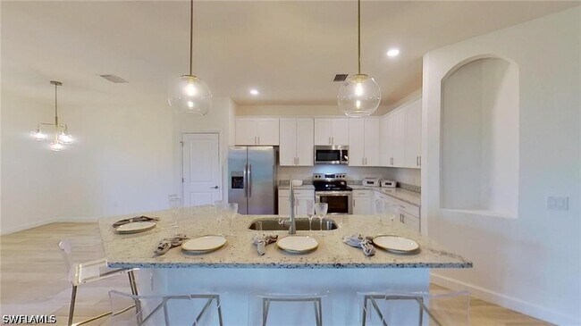 Foto del edificio - 1813 Lema Ct