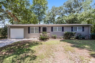 Building Photo - 4703 Rambling Rd NE