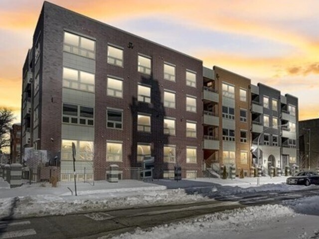 Primary Photo - 6349 S Woodlawn Ave