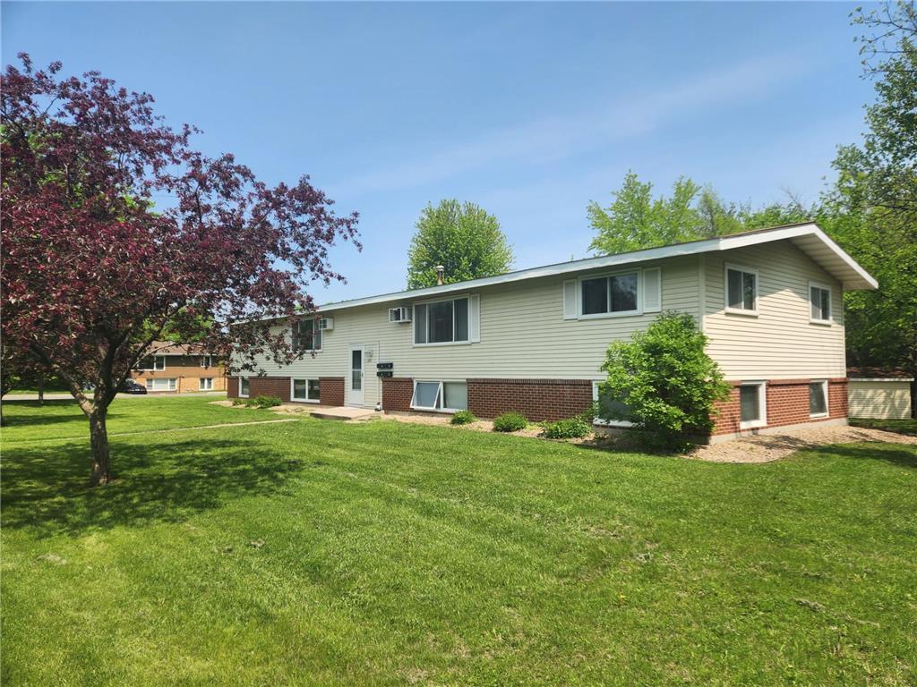 255 6th Ave NE, Hutchinson, MN 55350 Townhome Rentals in Hutchinson